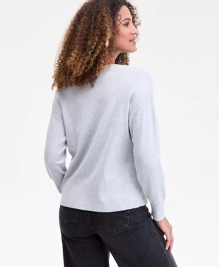 Women's V-Neck Sweater - thumbnail 4