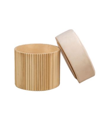 - White Boucl&eacute; Pouf with Storage Vintage Style Upholstery Living Room