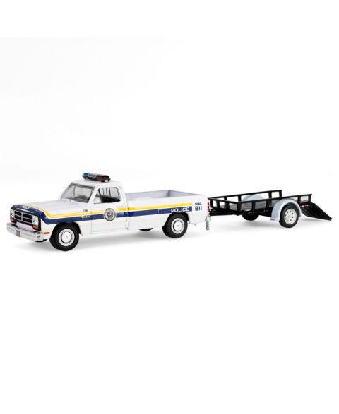 Детская игрушка Greenlight 1/64 Scale 1990 Dodge Ram D-250 Philadelphia Police Department Hot Pursuit Hitch & Tow Collectible Toy Vehicle, цвет: Белый