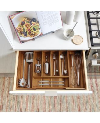 Expandable Acacia Wood Cutlery Drawer Organizer -Natural
