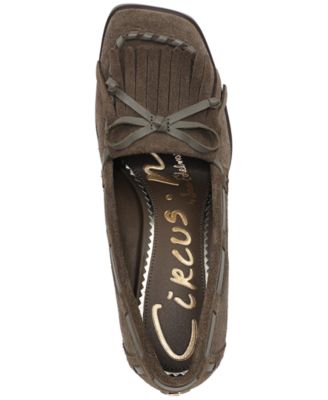 Women's Ainsley Kilty Moc-Toe Pumps