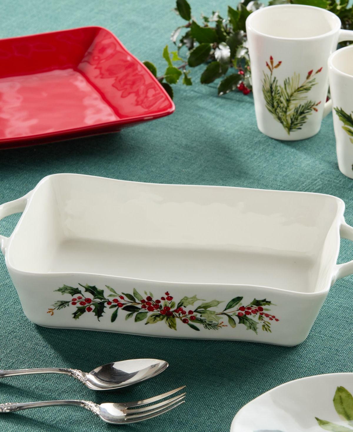 Certified International Holly Vines Medium Rectangular Baker In Multi