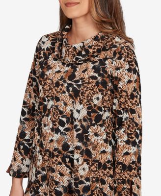 Petite Vintage Paisley Embellished Top