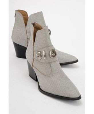 Prologue Shoes