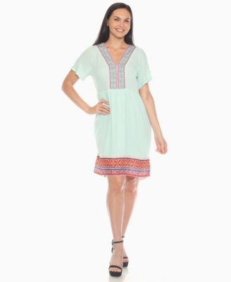 Women's Short Sleeve Embroidered V-Neck Shift Dress