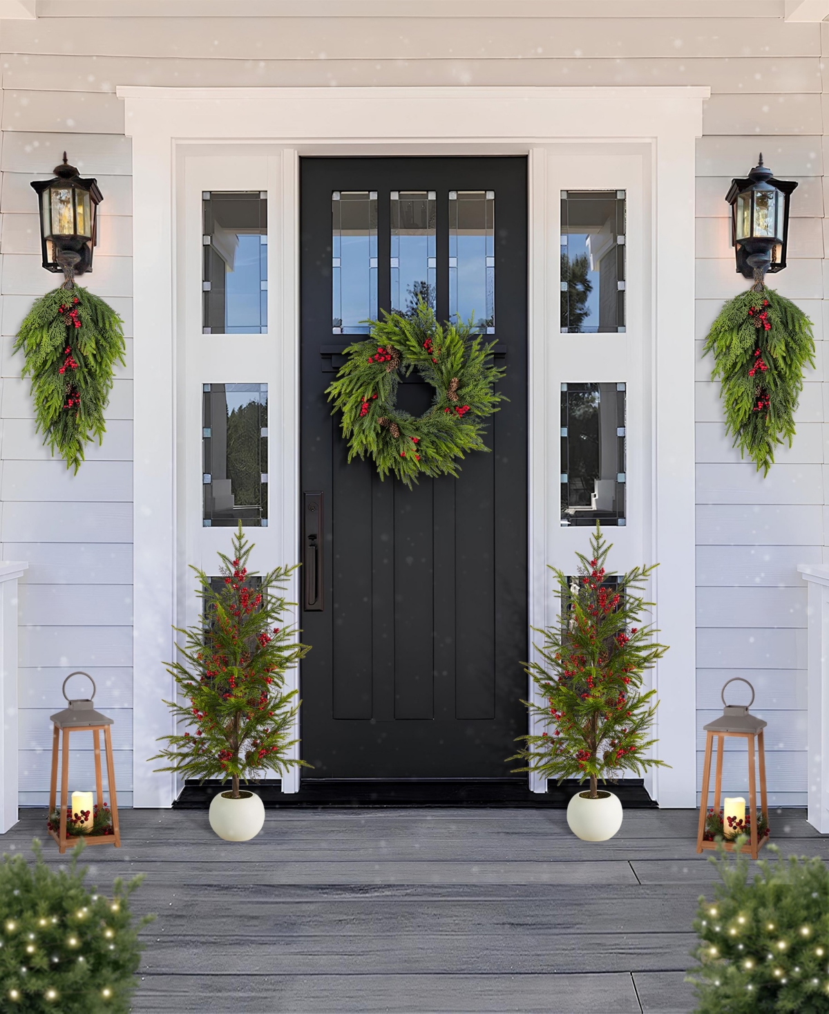 Glitzhome Christmas Greenery Dripping Teardrops with Pinecones and Red Berries, Set of 2