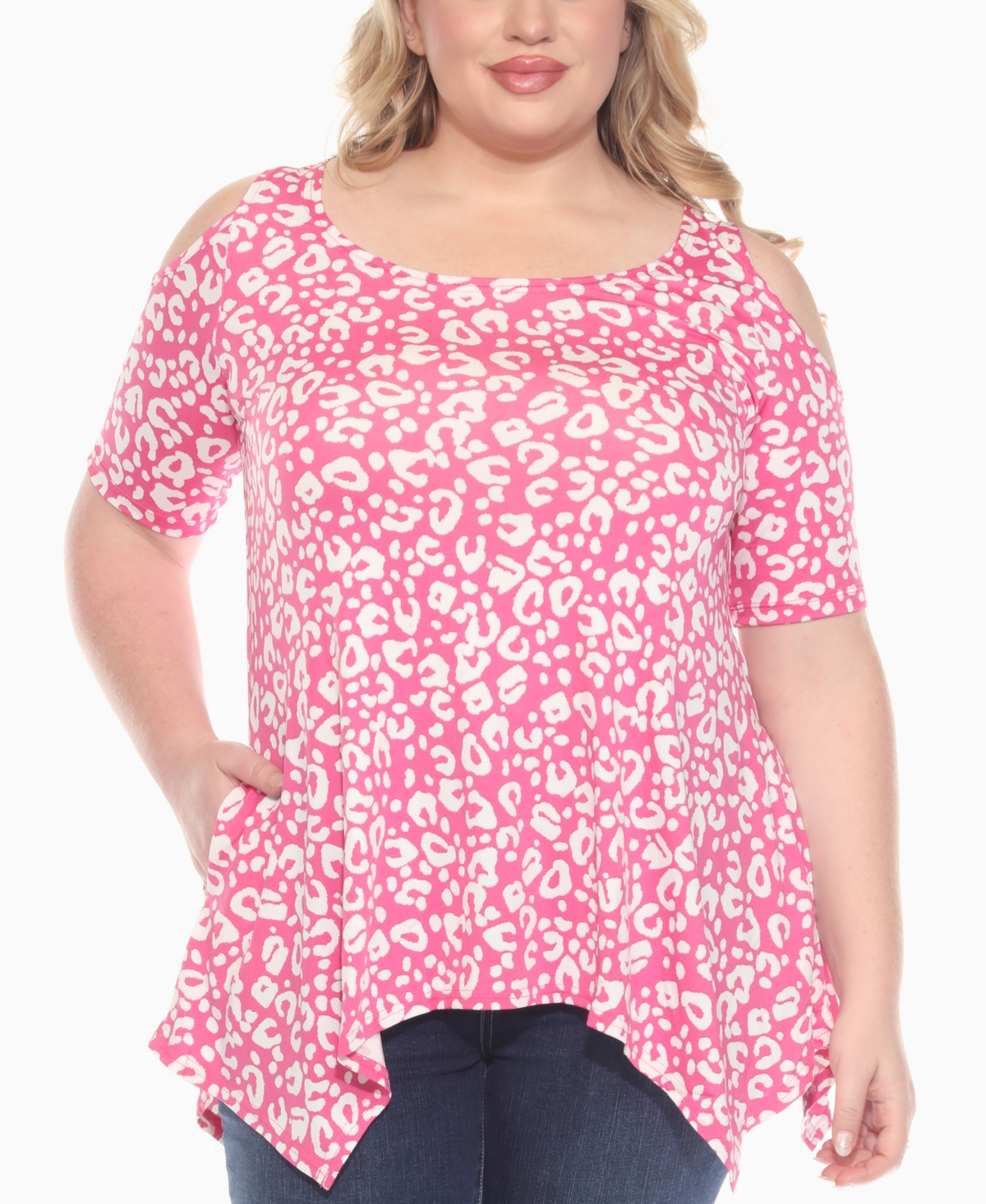 White Mark Plus Size Cold Shoulder Leopard Print Short Sleeve Knit Top In Pink