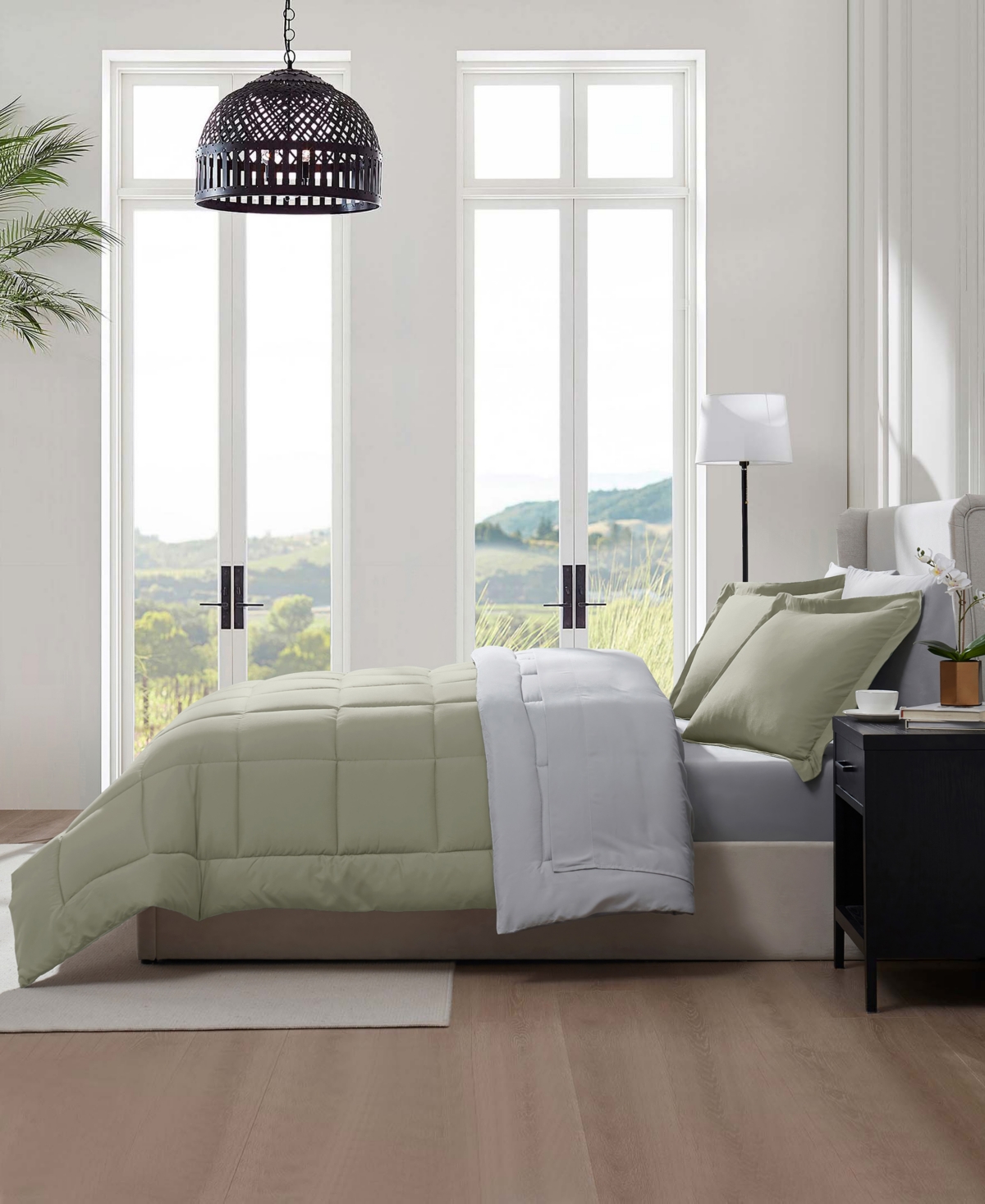 Nestl Luxury Soft Reversible 7-pc. Comforter Set, California King In Green