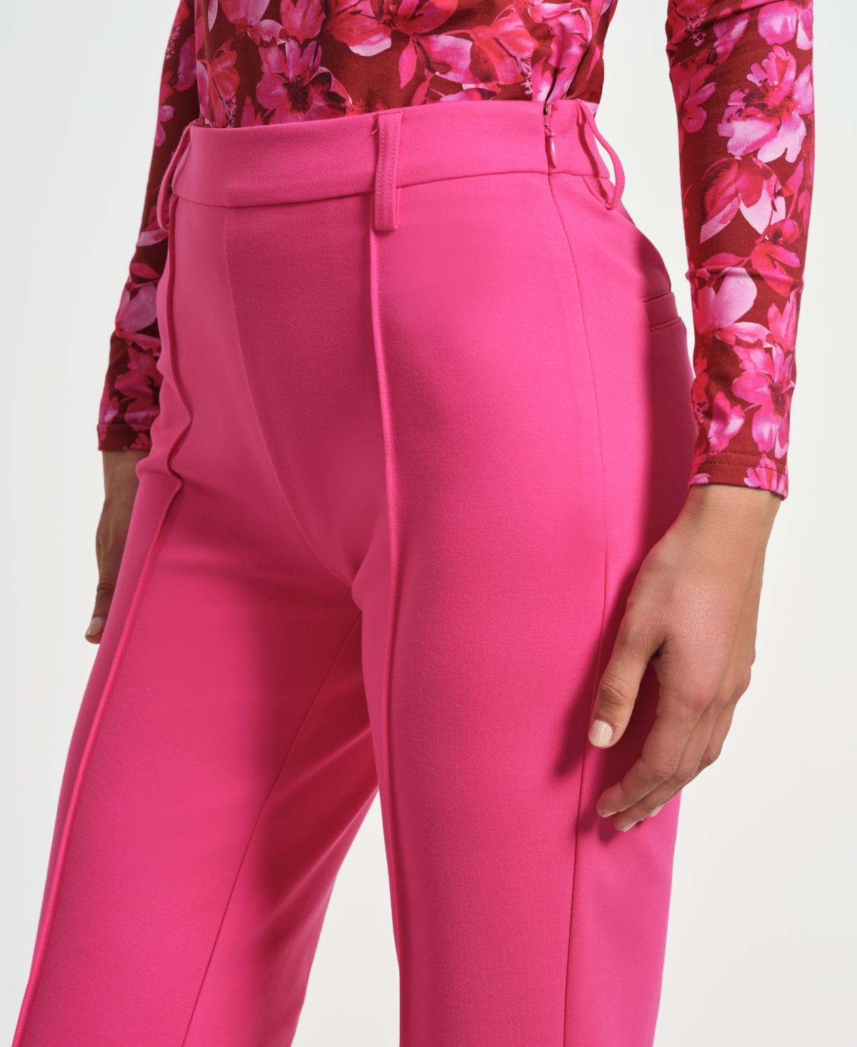 Isaac Mizrahi Women's Ponte Flare Mid Rise Pants In Pink