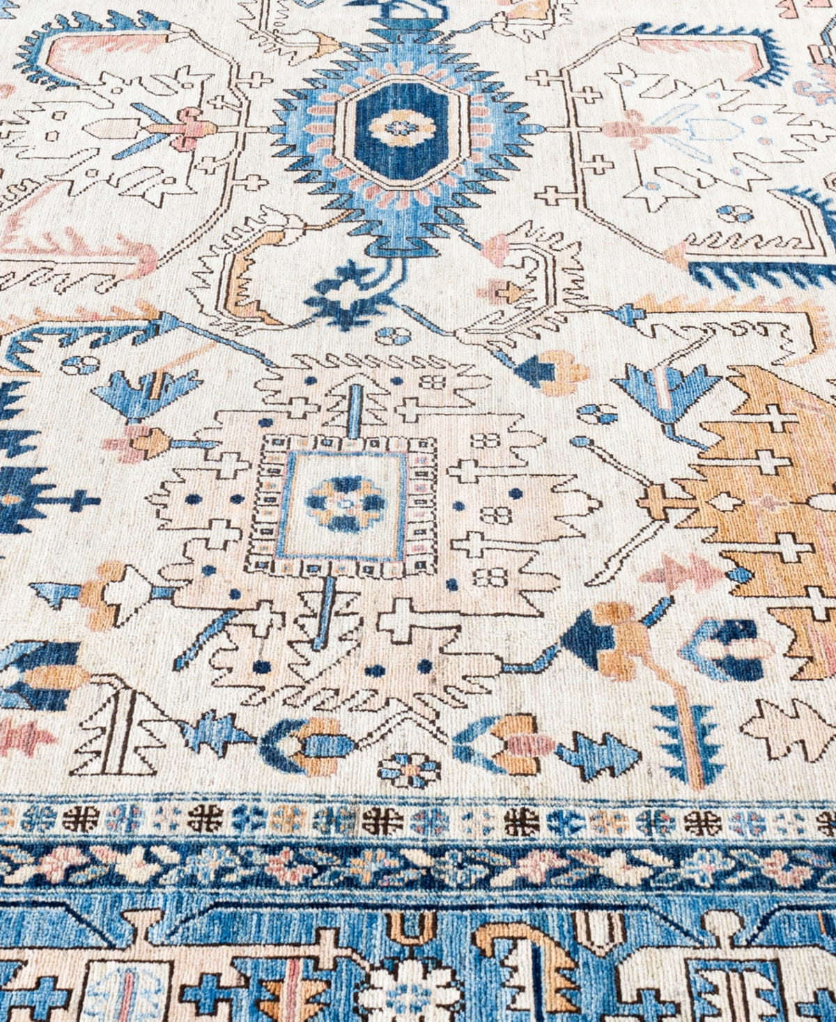 Adorn Hand Woven Rugs Serapi M0103-100 8'11"x11'10" Area Rug In White