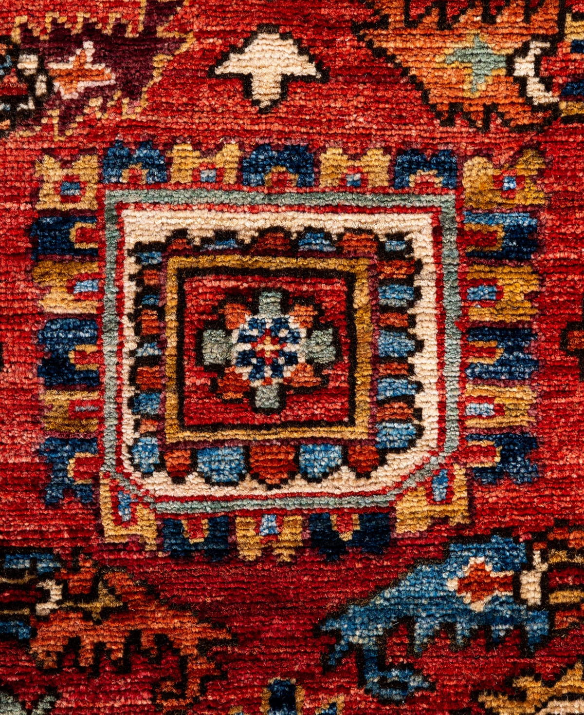 Adorn Hand Woven Rugs Serapi M0103-321 4'1"x6' Area Rug In Red