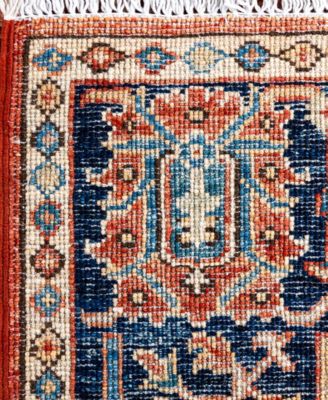 Serapi M0103-324 4'2"x5'8" Area Rug