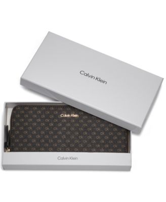 Moon Mini Signature Boxed Wallet