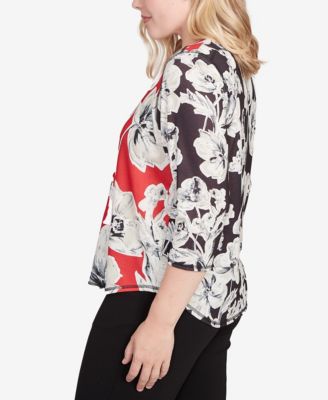 Women's Jet Setter Dynamic Floral Vintage Watercolor Top