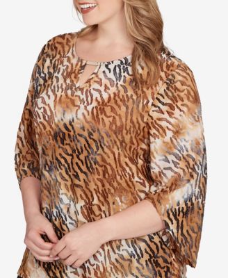Plus Size Tie Dye Zebra Jacquard Textured Top