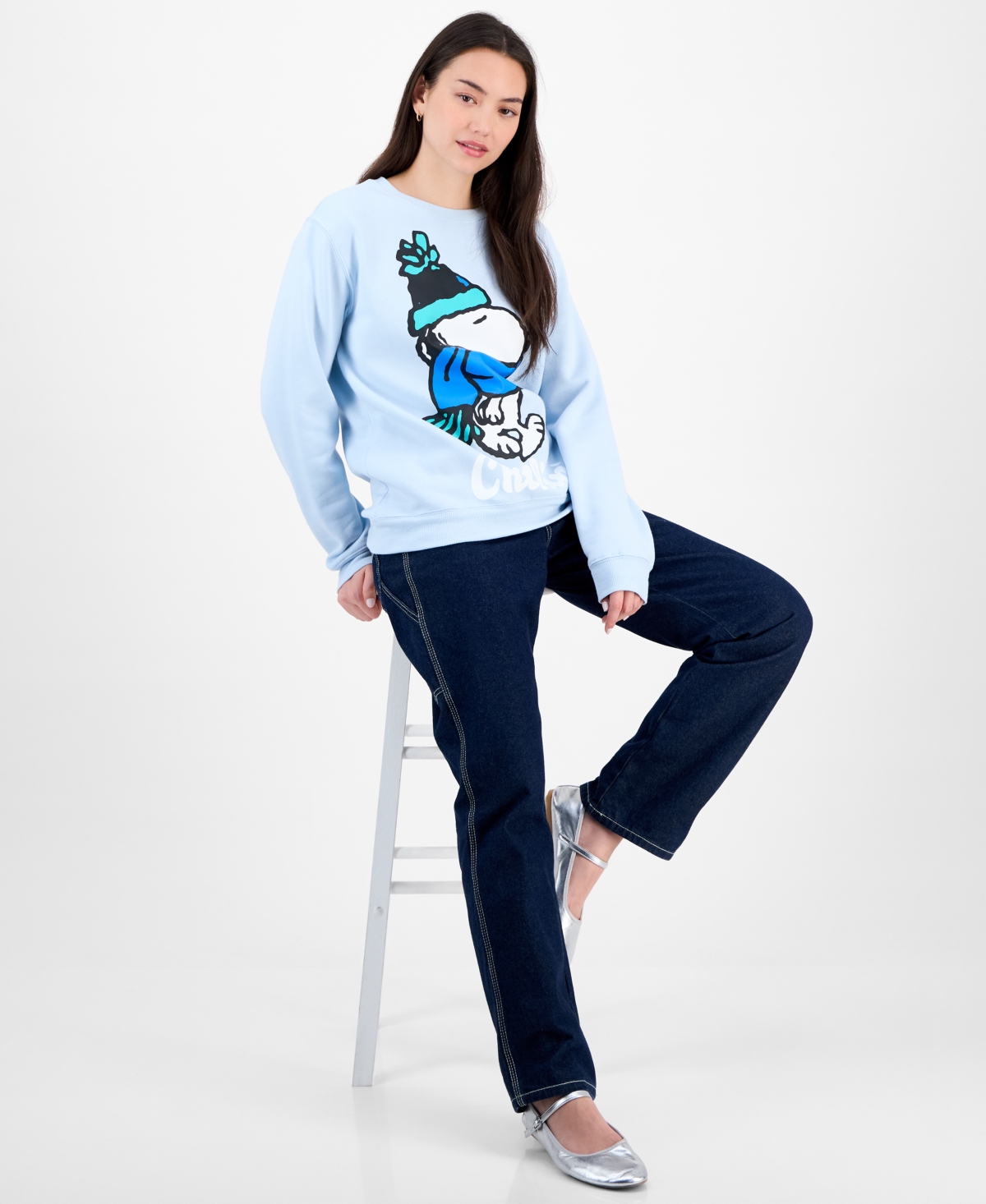 Love Tribe Juniors' Snoopy Chillin Sweatshirt
