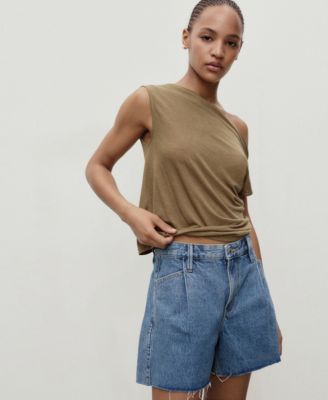 Women's Frayed Hem and Pleats Denim Shorts