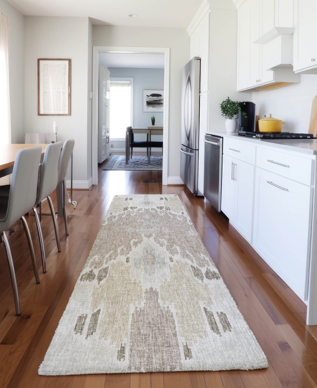 Dalyn Lorenzo Ln5 2'3"x7'6" Runner Area Rug In Neutral