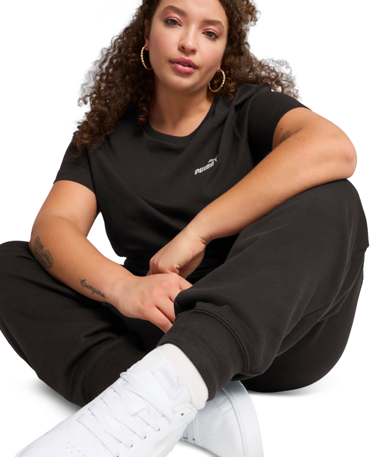 Puma Women's Essential Small No. 1 Logo Comfort Sweatpants In Black