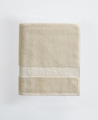 Iconic Cotton Jacquard Bath Towel, 56" x 30"
