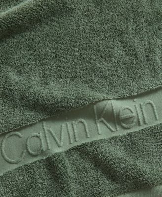 Iconic Cotton Jacquard Bath Towel, 56" x 30"