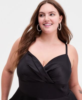 Trendy Plus Size Spaghetti Strap V-Neck Pleated Gown
