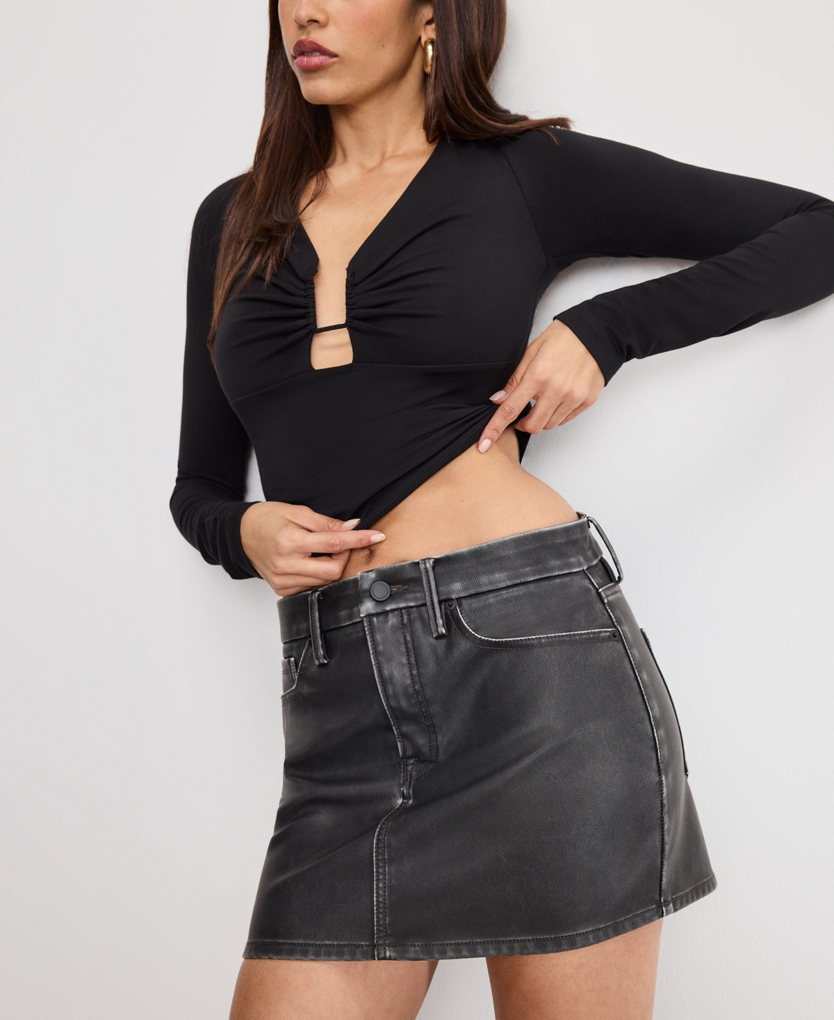 Good American Faux Leather Good 90s Mini Skirt Black001 In Black