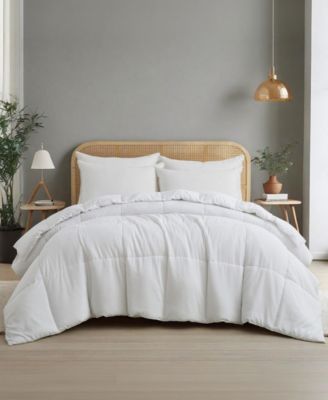 Ultimate Comfort Lightweight Down Alternative Comforter, King