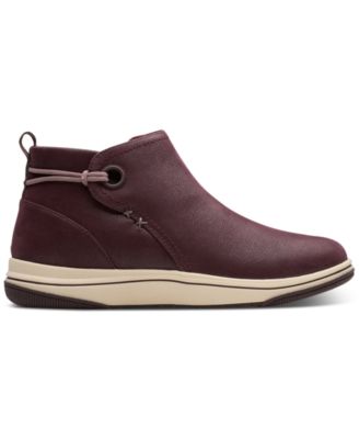 Cloudsteppers Women's Breeze Derby Wedge Booties