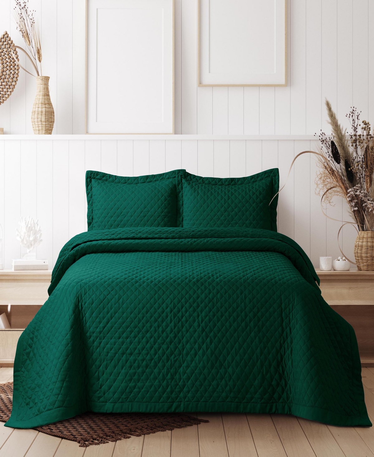 Tribeca Living Brisbane Microfiber Solid Oversized Quilt Set, Queen In Green