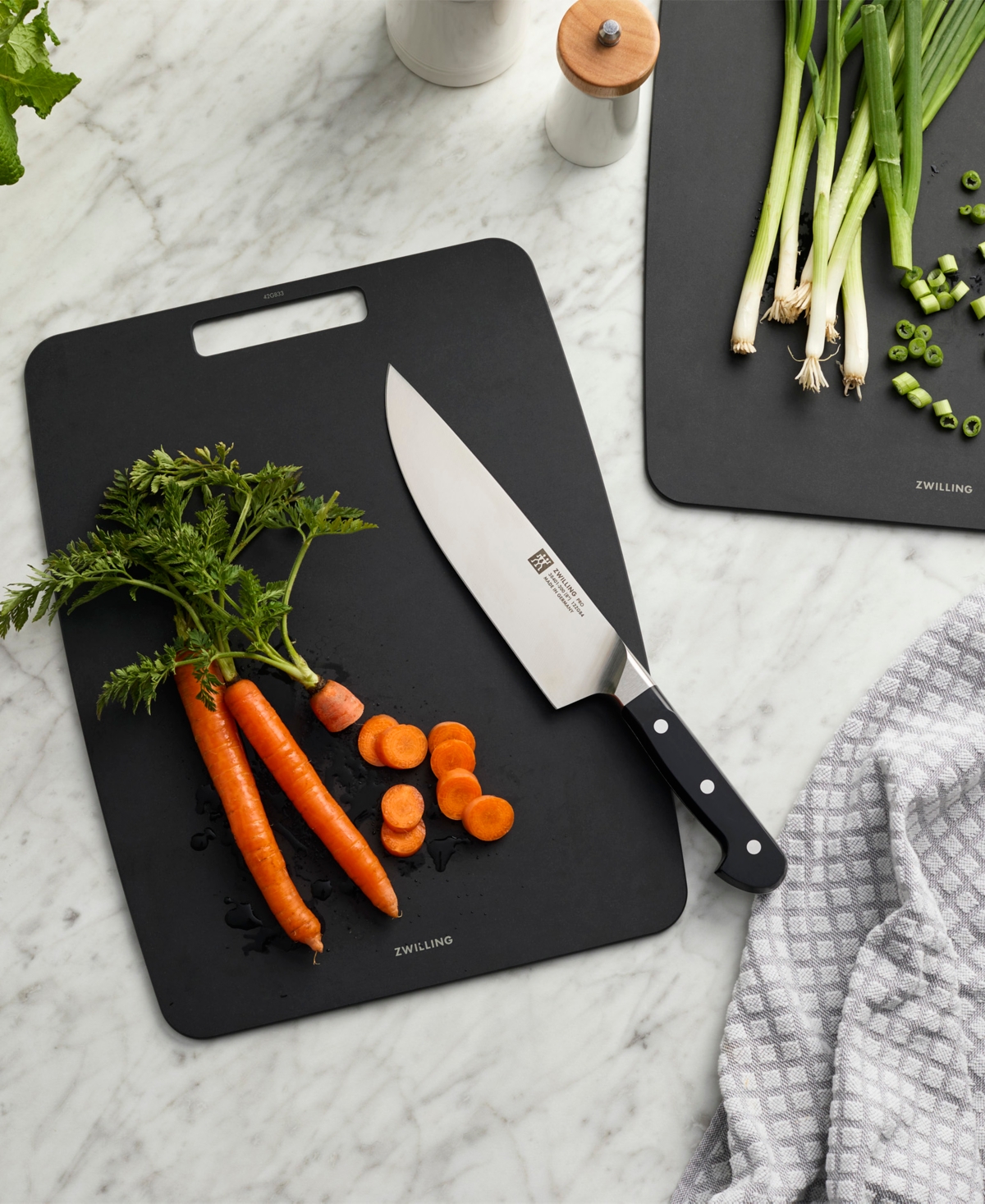 Zwilling Plant Fiber 14.5 X 11.25" Slate Cutting Board In Gray