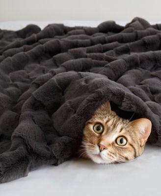 Vivienne Faux Fur Throw, 50" x 60"