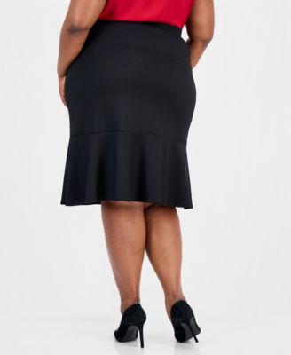 Plus Size Pull-On Ruffle-Hem Compression Skirt