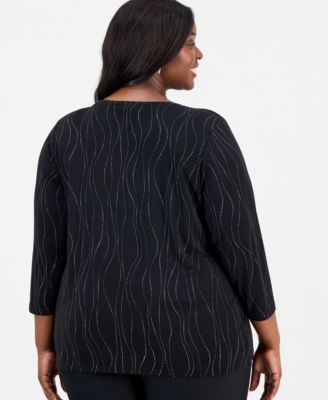 Plus Size 3/4-Sleeve Pleated Keyhole Top
