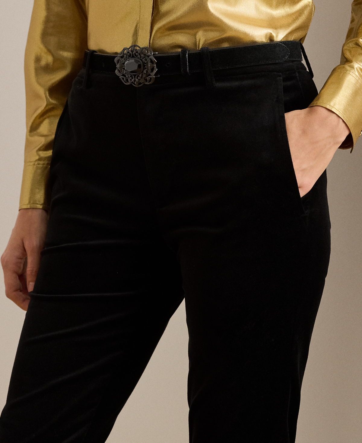 Ralph Lauren Petite Mid Rise Cropped Pants In Black