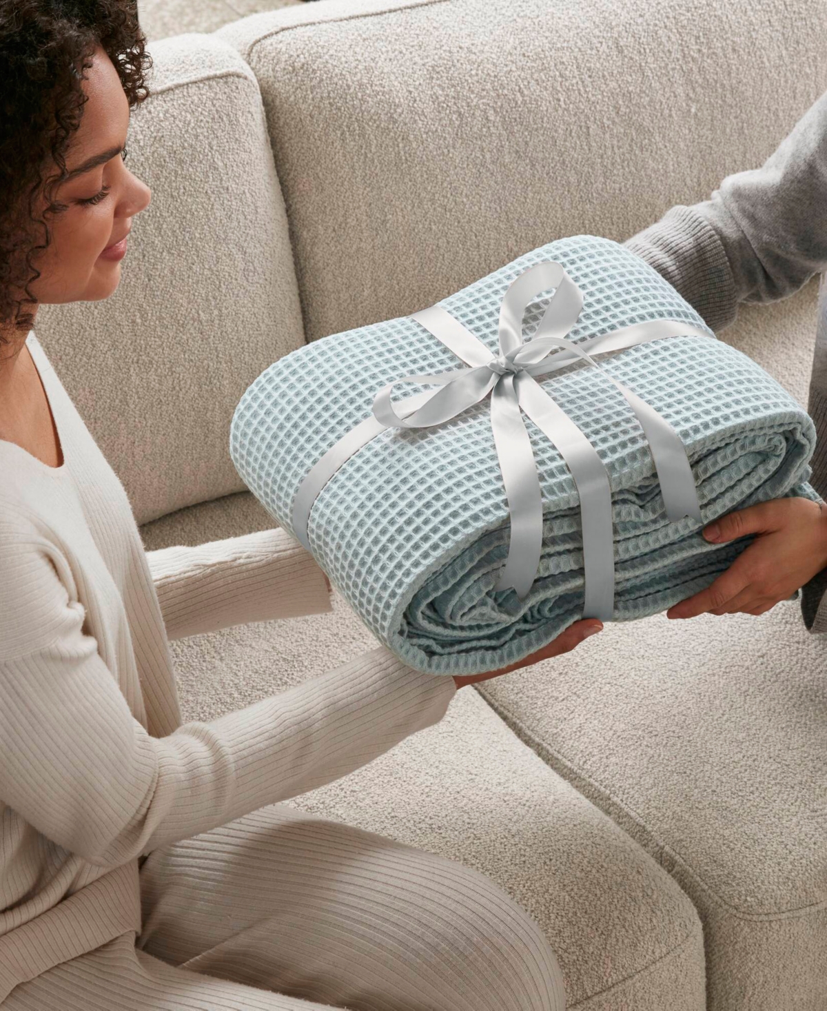 Madison Park Waffle Weave Cotton Blanket