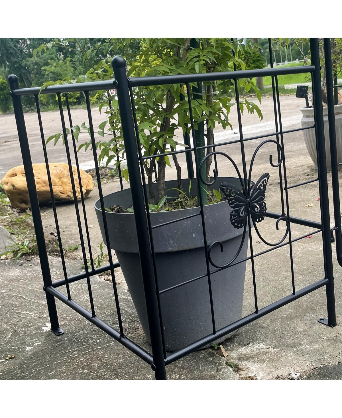 Streamdale Furniture Metal Garden Arch Arbor Trellis with Gate - 7.15ft