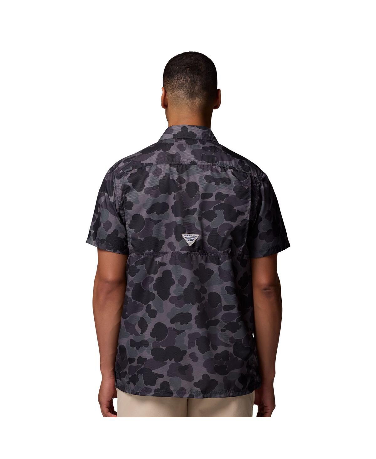 Columbia Men's Black South Carolina Gamecocks Super Slack Tide Omni-Wick Button-Up Shirt