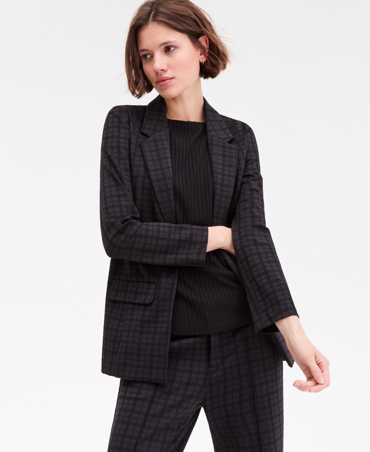Liverpool Los Angeles Women's Plaid Jacquard Knit Boyfriend Blazer In Black