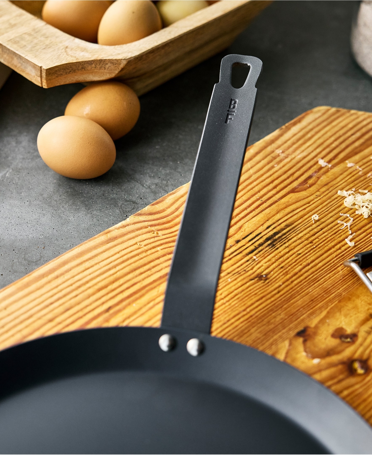 Greenpan Bobby Flay Carbon Steel 11" Crepe Pan In Black