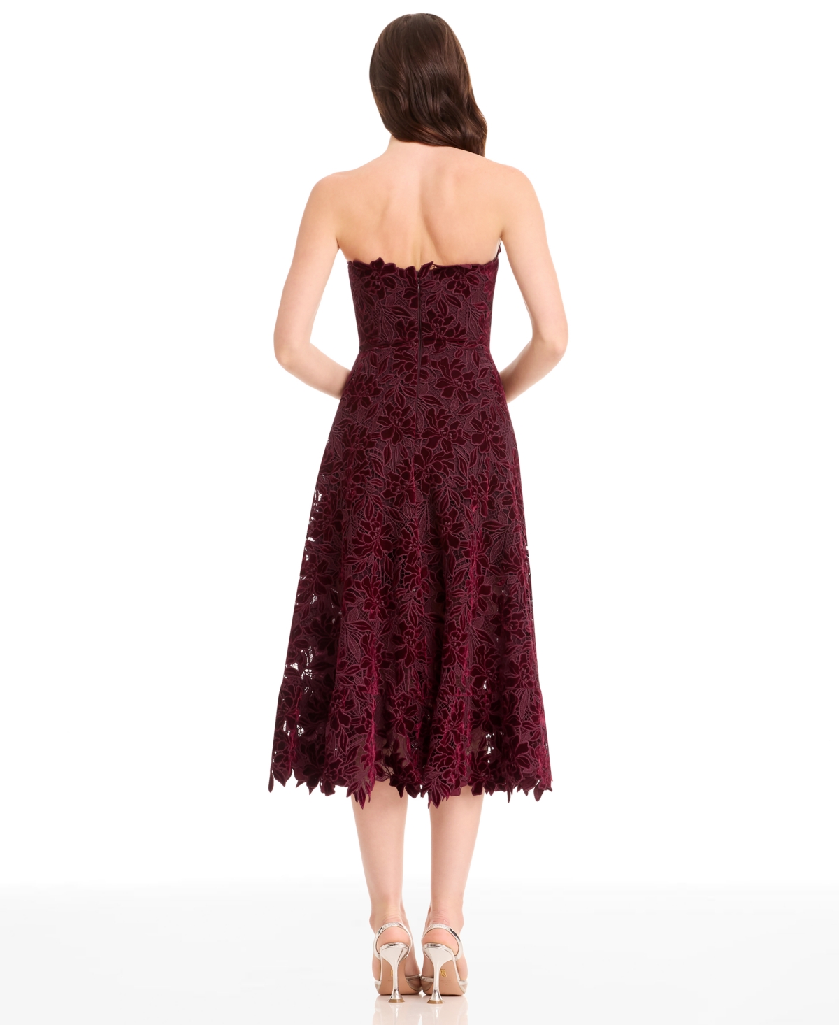 Dress The Population Kailyn Velvet Floral Lace Strapless Cocktail Dress In Burgundy