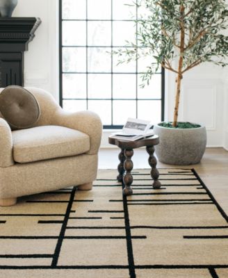 Quinn QUI03 5' x 8' Area Rug