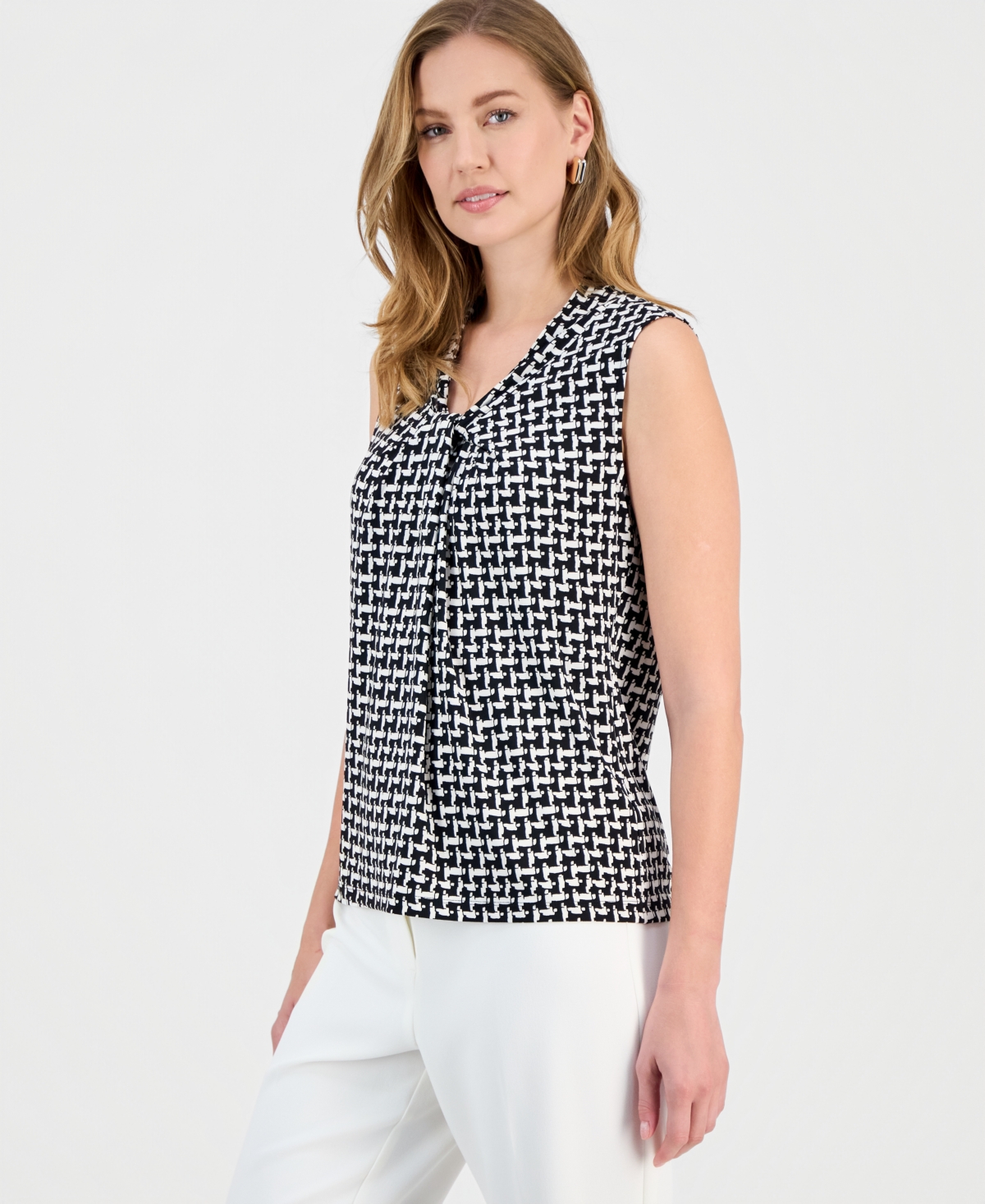 Kasper Women's Printed Knot-neck Sleeveless Top In Black