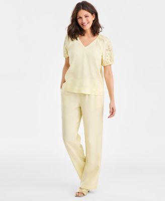 Women's 100% Linen V-Neck Appliqu&eacute;-Sleeve Top