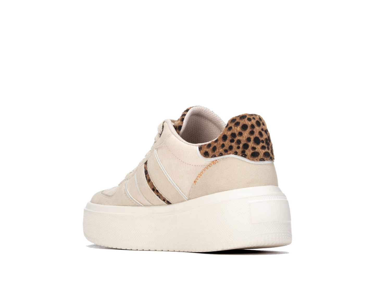 Женские кроссовки XTI Casual Sneakers Refresh Collection, цвет: Бежевый — фото 3