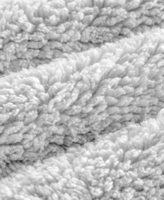 Splendor Reversible Tufted Cotton Bath Rug, 21" x 34"