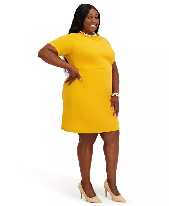 Women's Short Sleeve Crewneck Dress - thumbnail 4