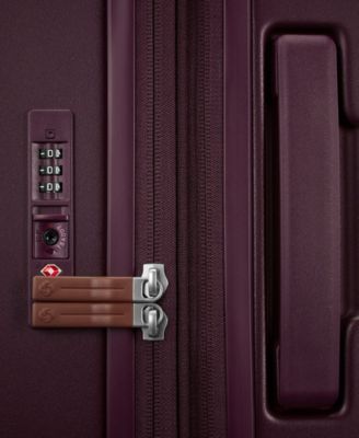 Virtuosa Expandable 21" Carry-On Spinner Luggage