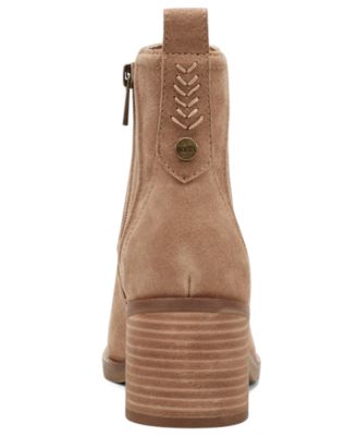 Women's Cassi Block Heel Chelsea Booties