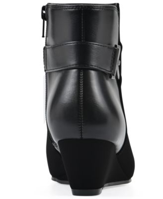 Women's Chaise Wedge Booties